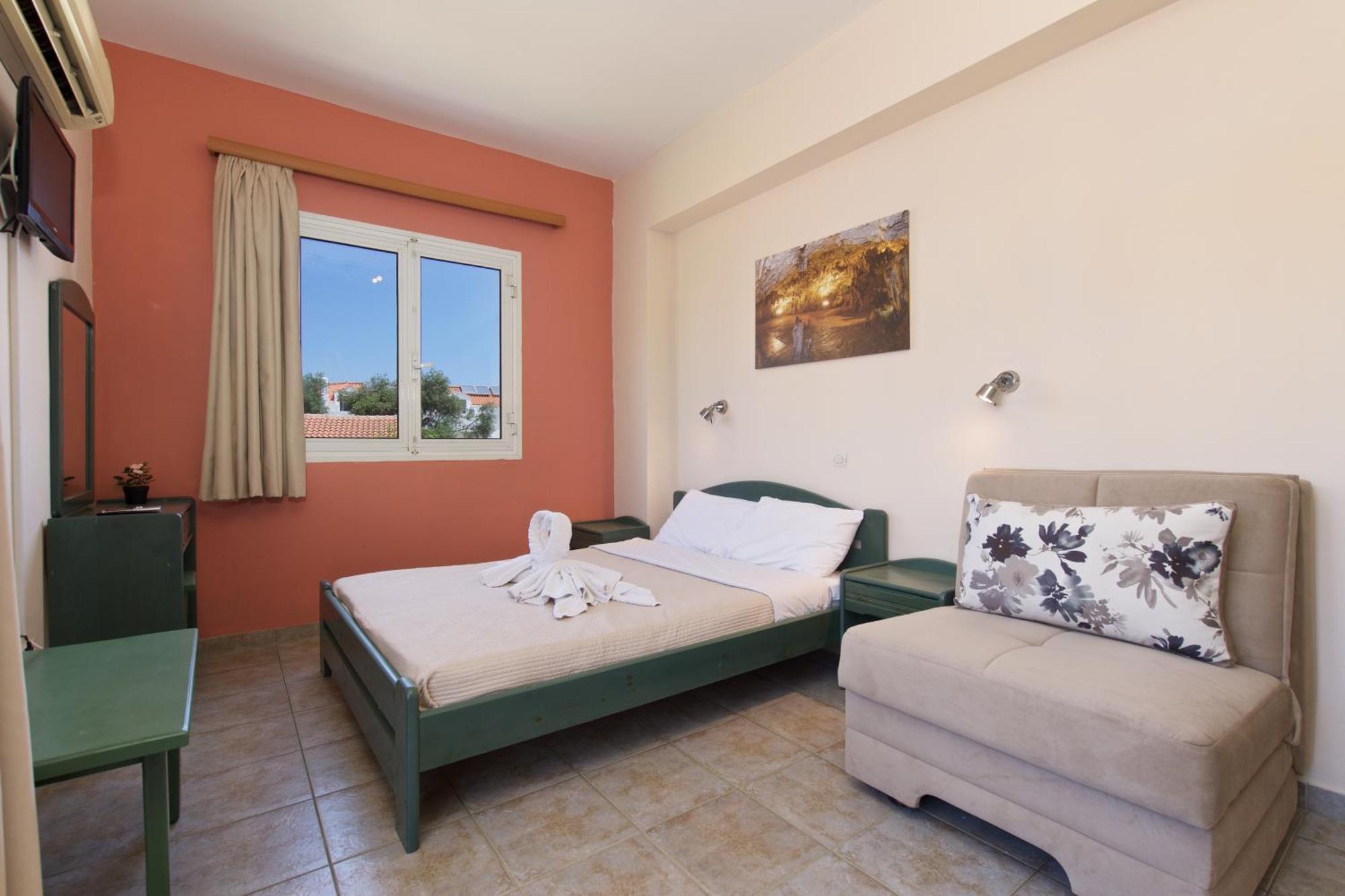 Theodora Studios & Apartments Skala  Bagian luar foto